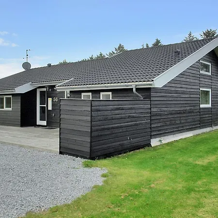 Strandby Semesterbostad *